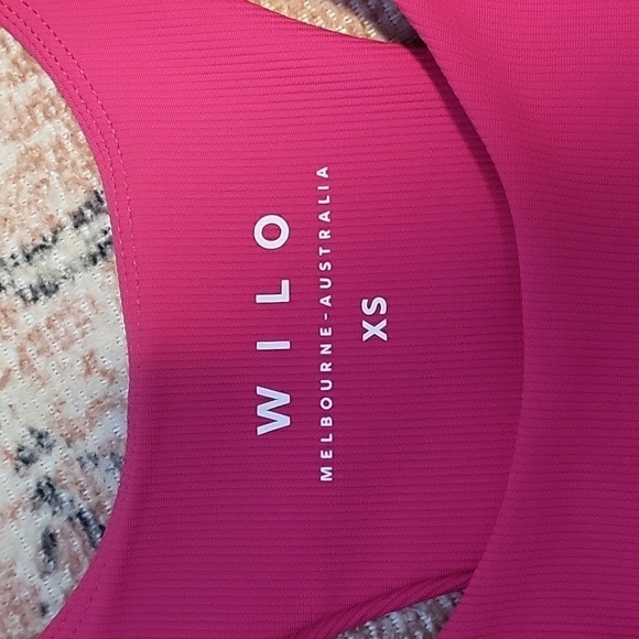 WILO Racerback Ribbed Pink Sports Bra Removeable Pads - Size XS - Picture 2 of 10